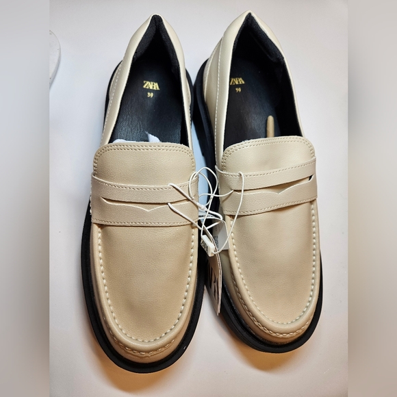 NWT Zara Loafers size 39/US 8 - Picture 2 of 5